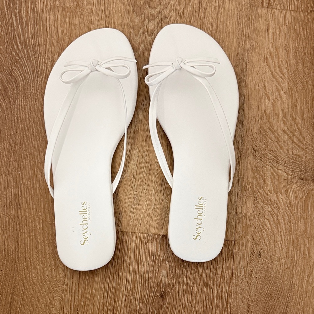 Seychelles Women's White Bow Sandals